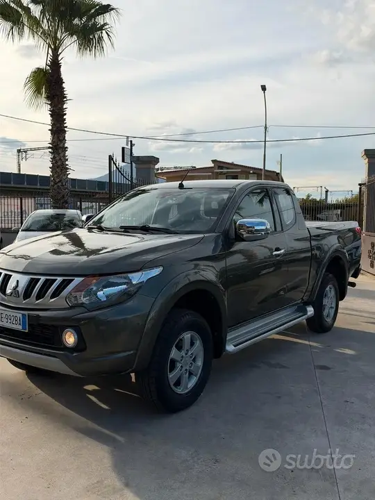 Mitsubishi L200 2018 photo 3