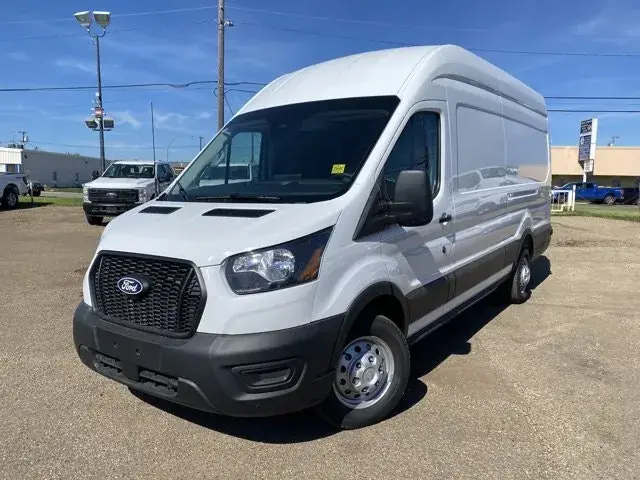 Ford Transit Cargo 2027 photo 2