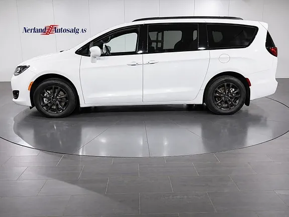 Chrysler Pacifica 2020 photo 3