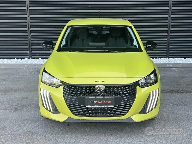Peugeot 208 2024 photo 2