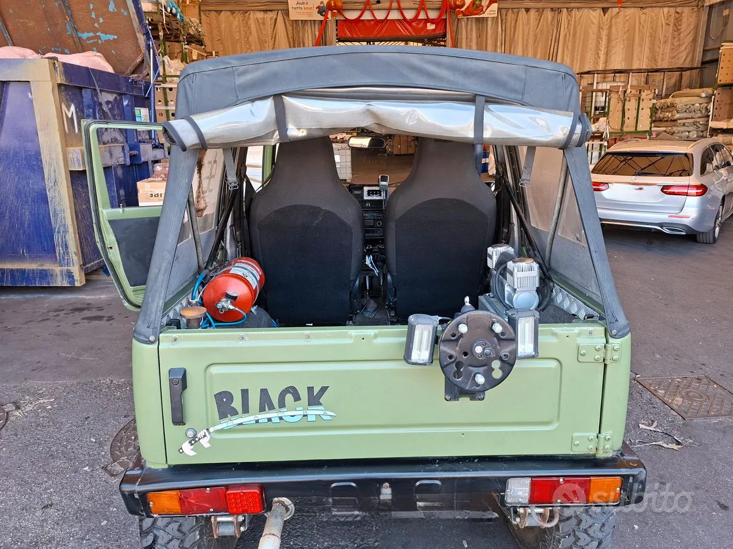 Suzuki Samurai 1989 photo 5