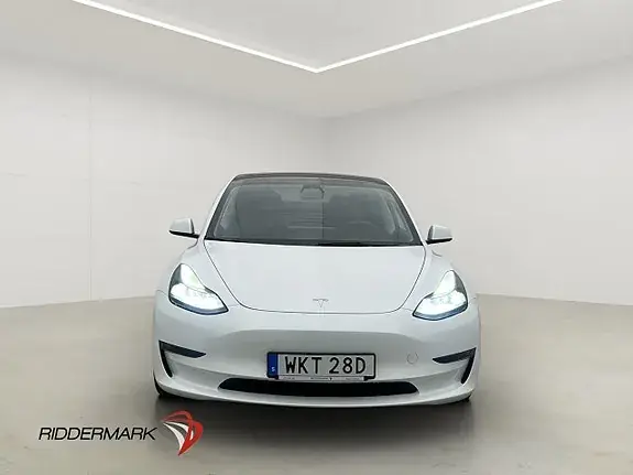 Tesla Model 3 2022 photo 2