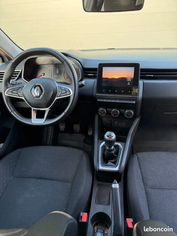 Renault Clio 2020 photo 3