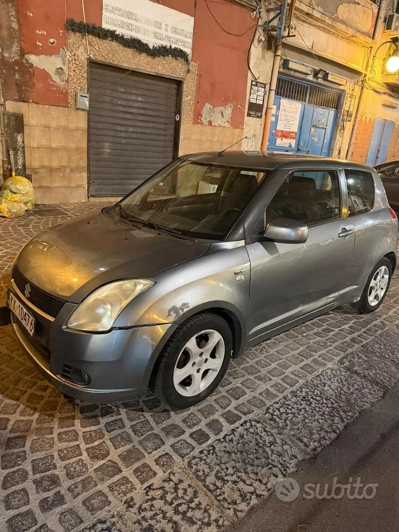 Suzuki Swift 2005 photo 4