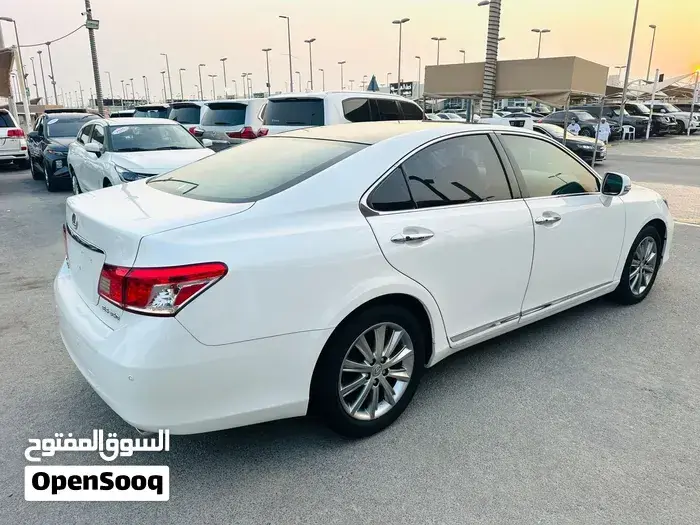 Lexus Es 2011 photo 4