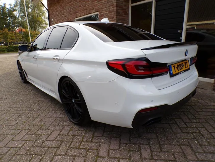 BMW 5-Serie 2016 photo 3