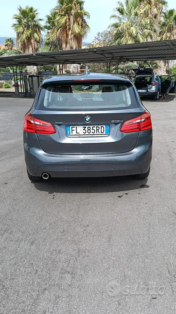 BMW 216 2018 photo 2