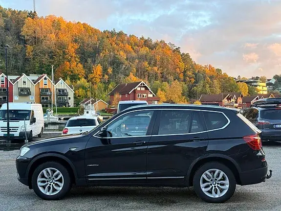 BMW X3 2011 photo 2