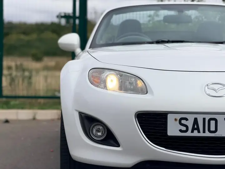 Mazda Mx-5 2010 photo 4
