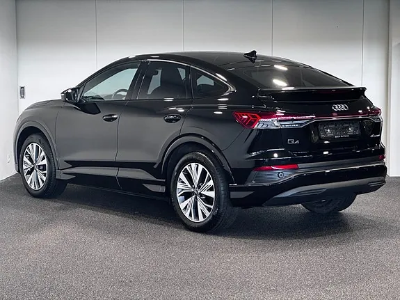 Audi Q4 E-Tron 2023 photo 4