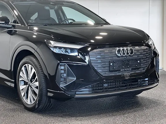 Audi Q4 E-Tron 2023 photo 3