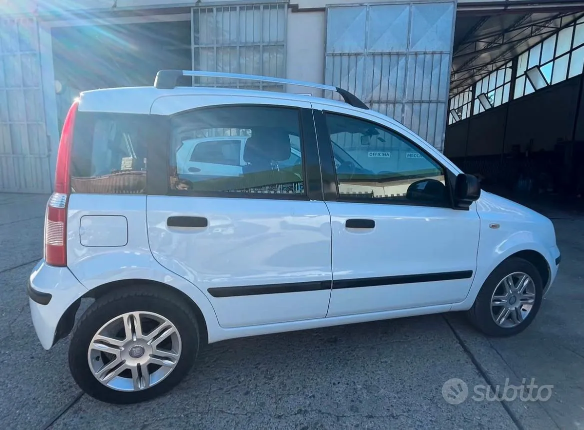 Fiat Panda 2010 photo 4