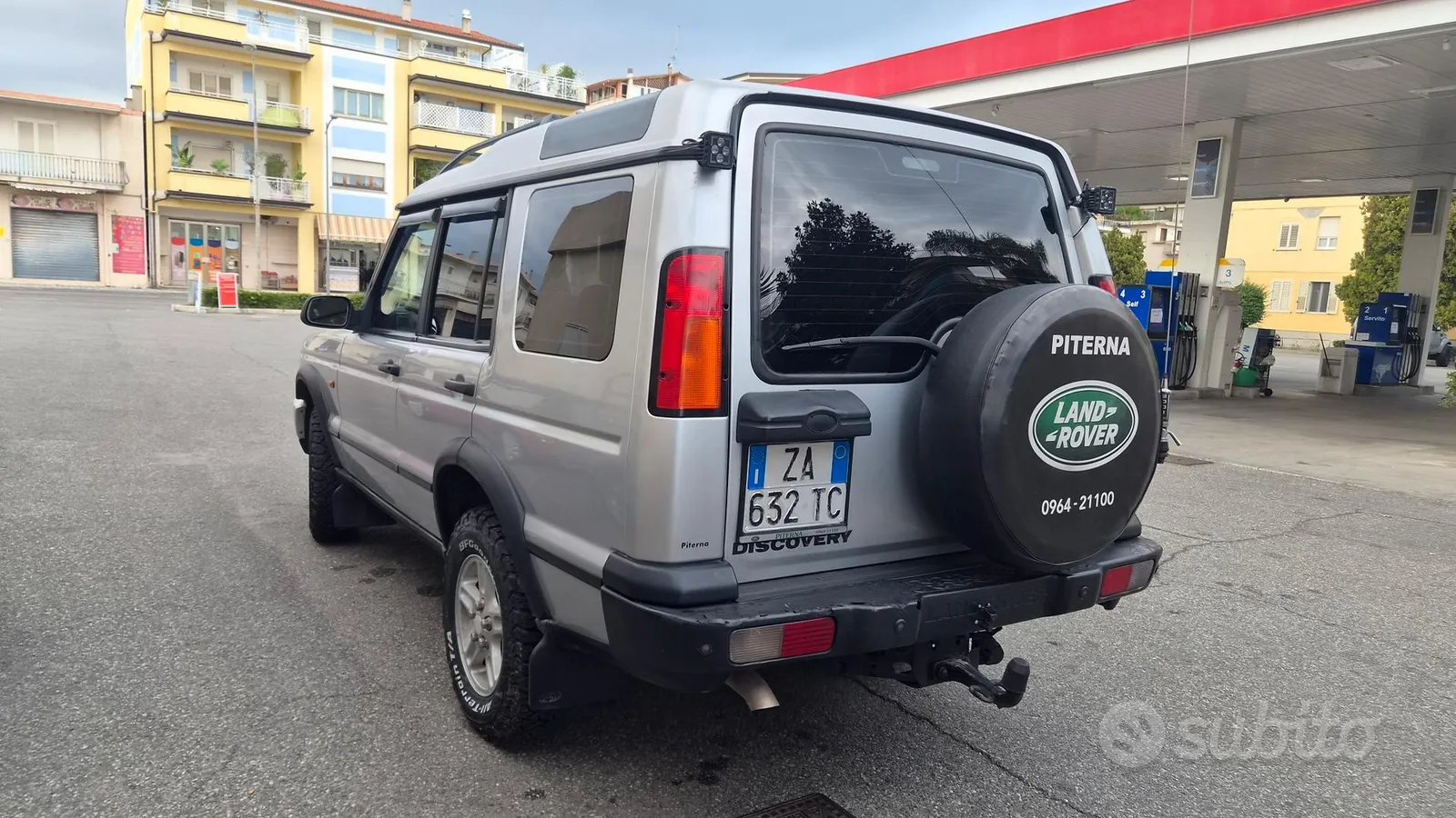 Land Rover Discovery 2003 photo 2