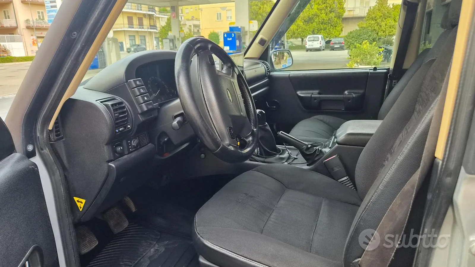 Land Rover Discovery 2003 photo 5