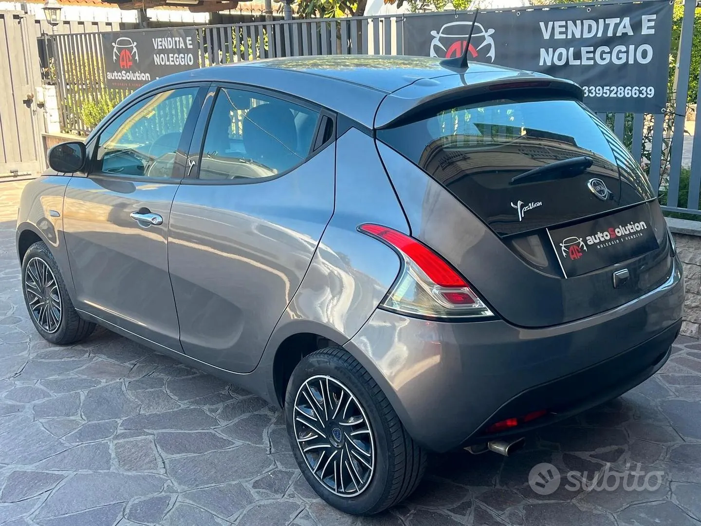Lancia Ypsilon 2014 photo 4