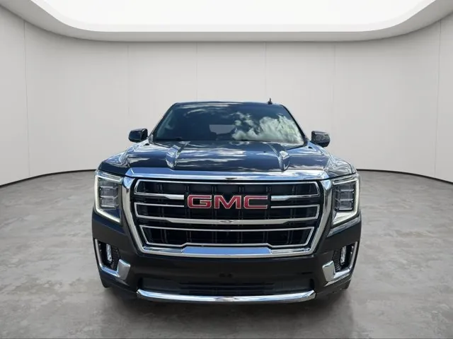 GMC Yukon 2023 photo 2