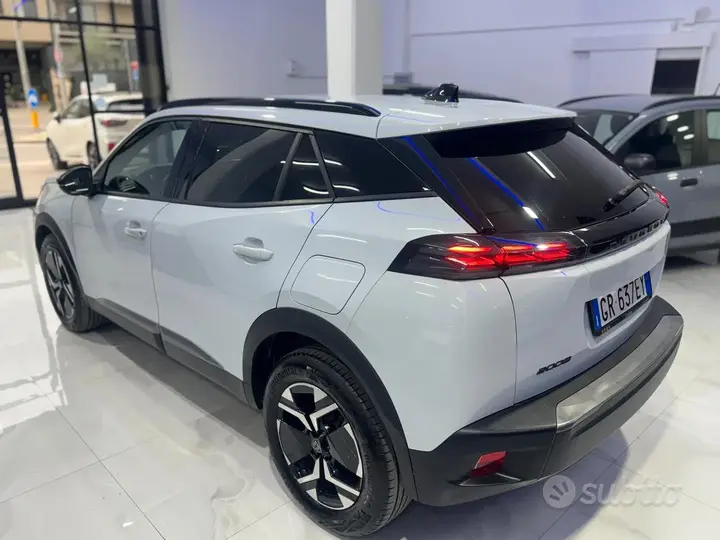Peugeot 2008 2023 photo 4