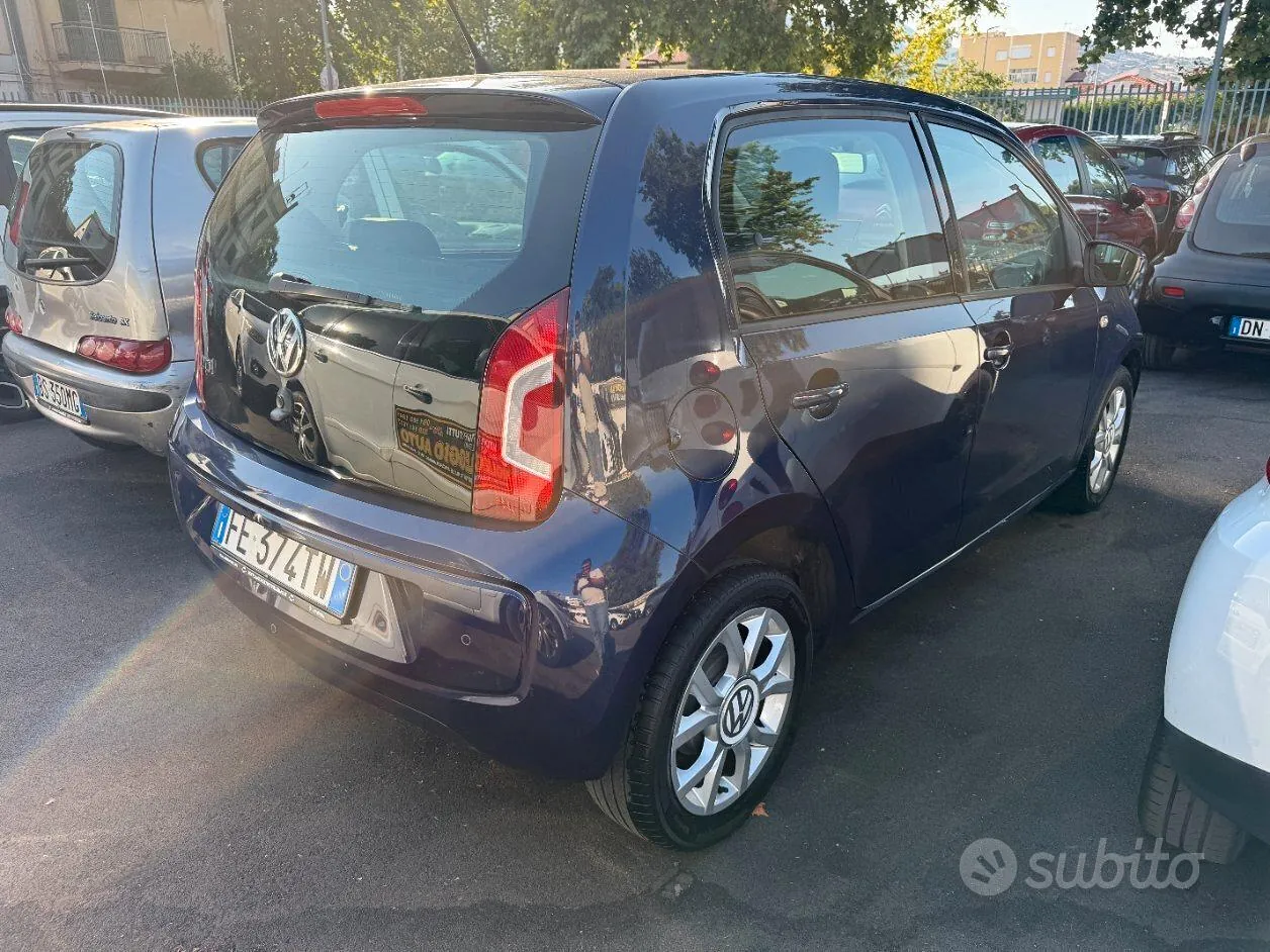 Volkswagen Up 2016 photo 4
