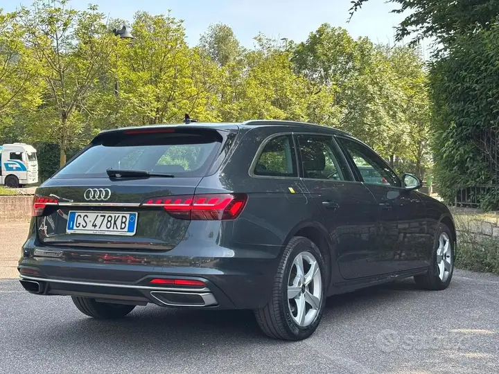 Audi A4 2024 photo 4