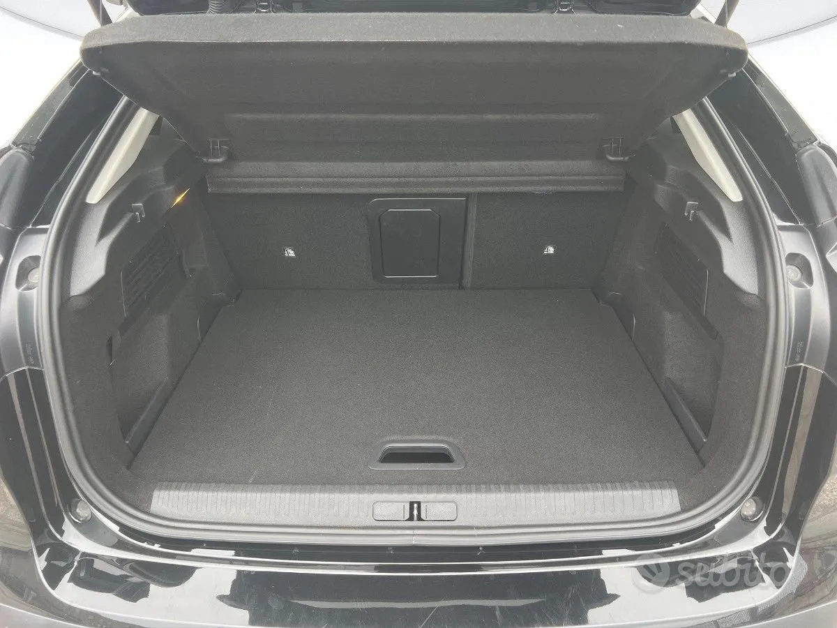 Citroen C4 2022 photo 4