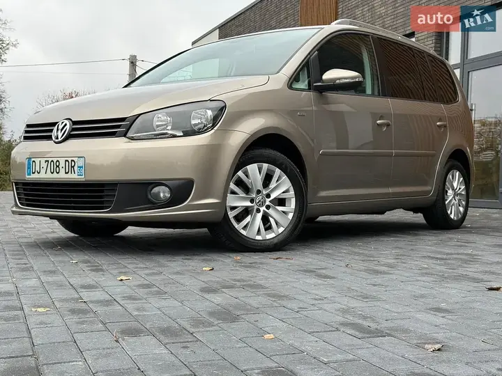 Volkswagen Touran 2014 photo 3