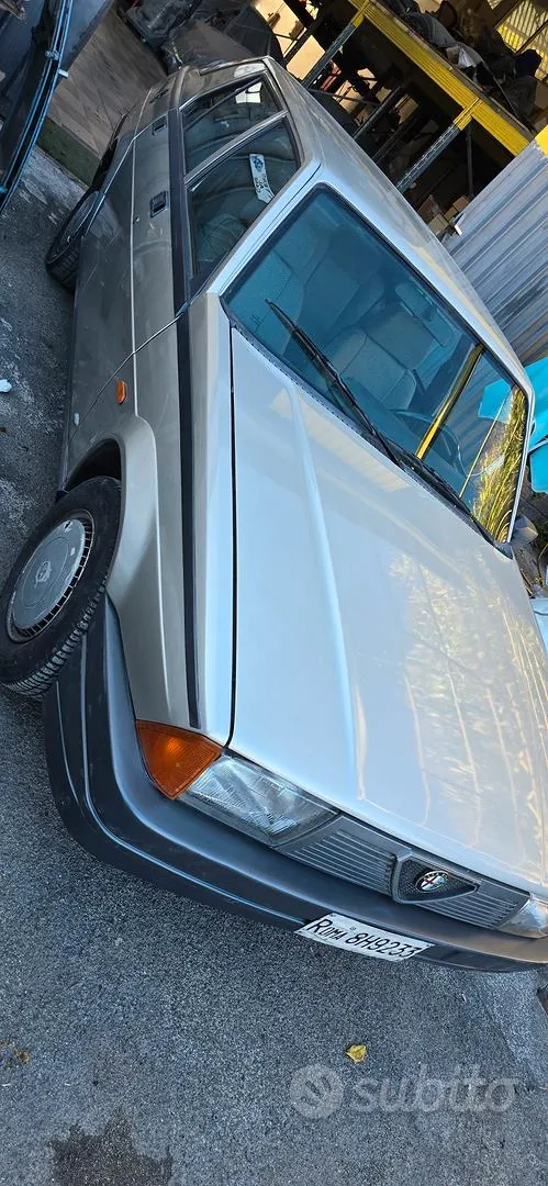 Alfa Romeo 75 1988 photo 4