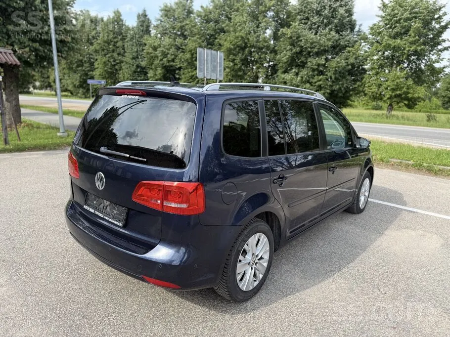 Volkswagen Touran 2014 photo 4