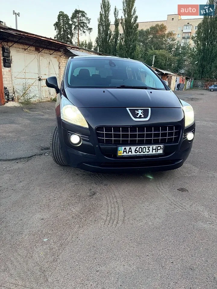 Peugeot 3008 2010 photo 2
