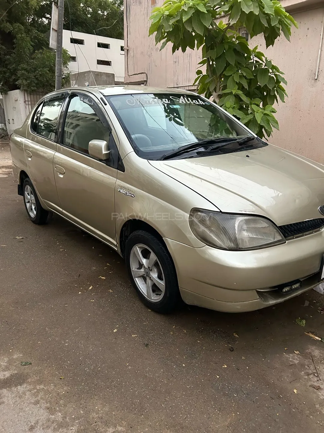 Toyota Platz