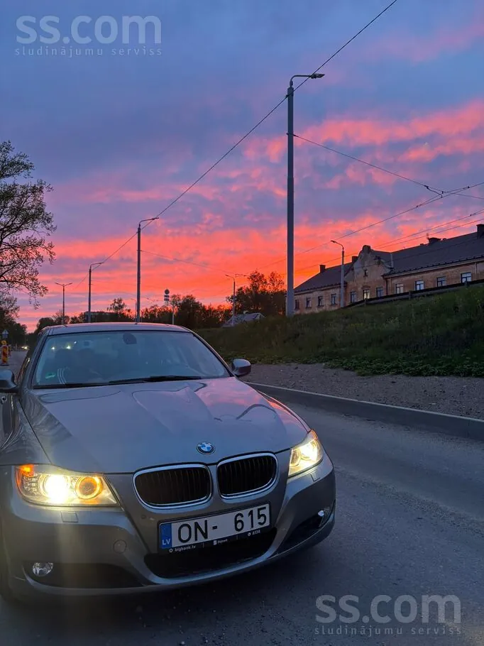 BMW 320