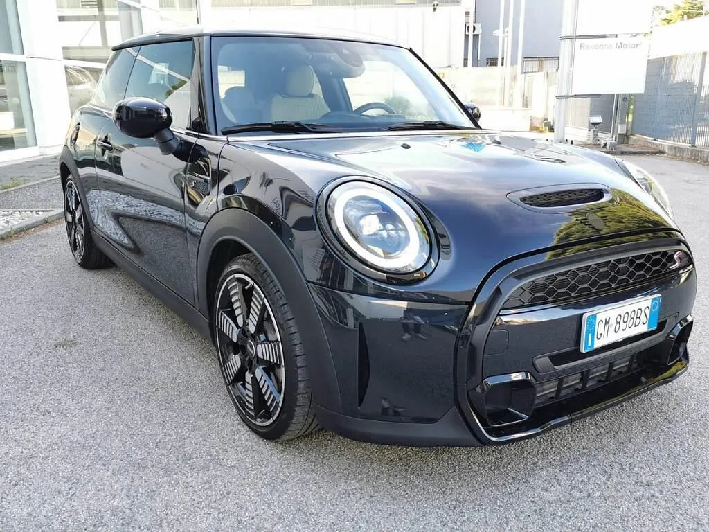 Mini Cooper S 2023 photo 5