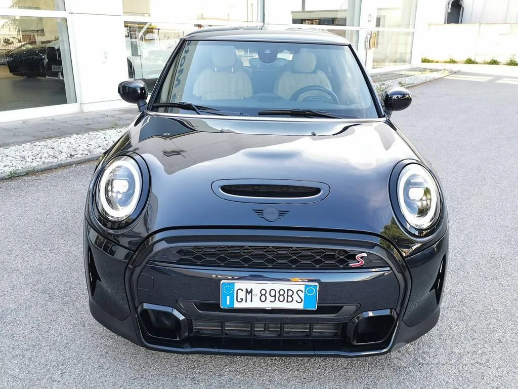 Mini Cooper S 2023 photo 4