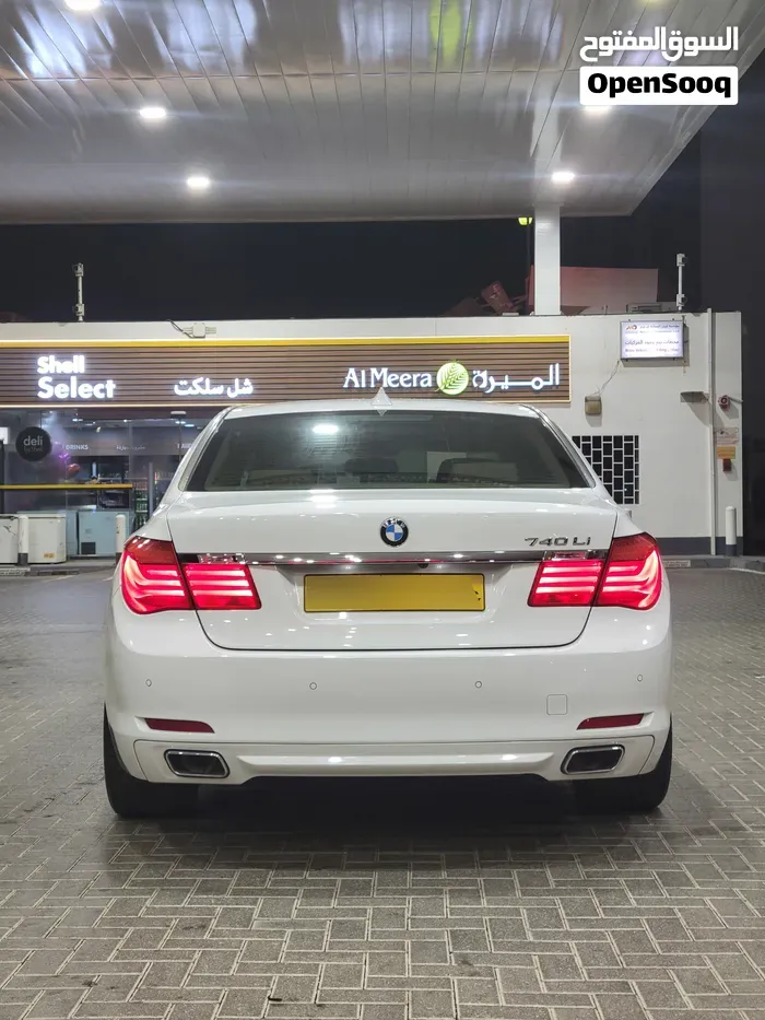BMW 740I