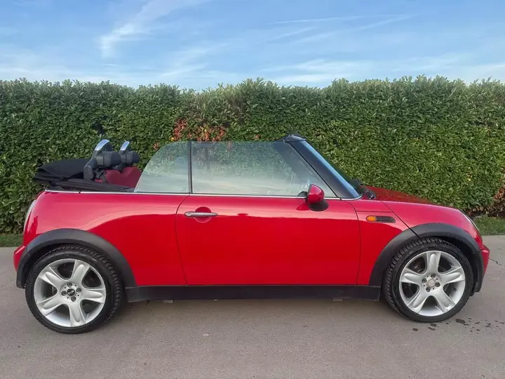 Mini Convertible 2004 photo 4