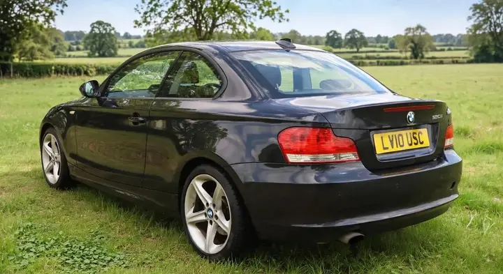 BMW 1 Series 2010 photo 3