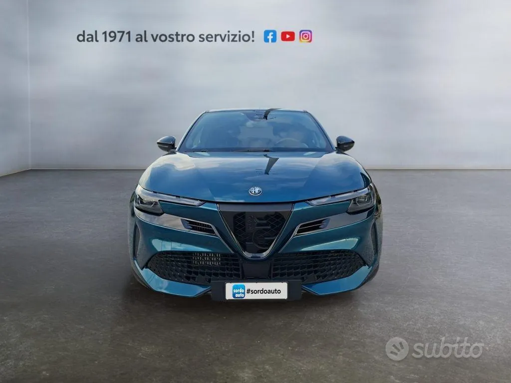 Alfa Romeo Junior 2025 photo 2