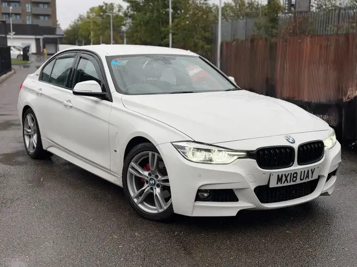 BMW 3 Series 2018 photo 4