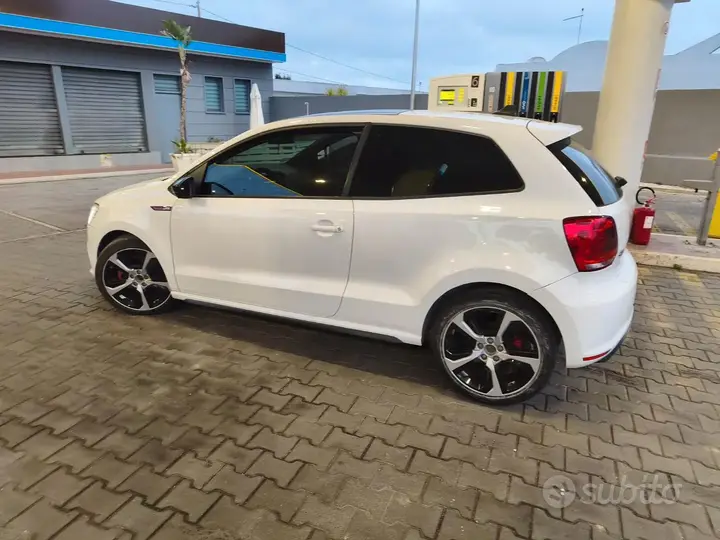 Volkswagen Polo Gti 2013 photo 4