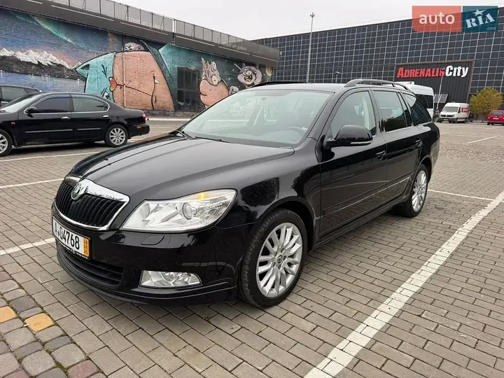 Skoda Octavia 2011 photo 3