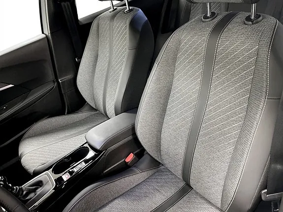 Peugeot 2008 2024 photo 5