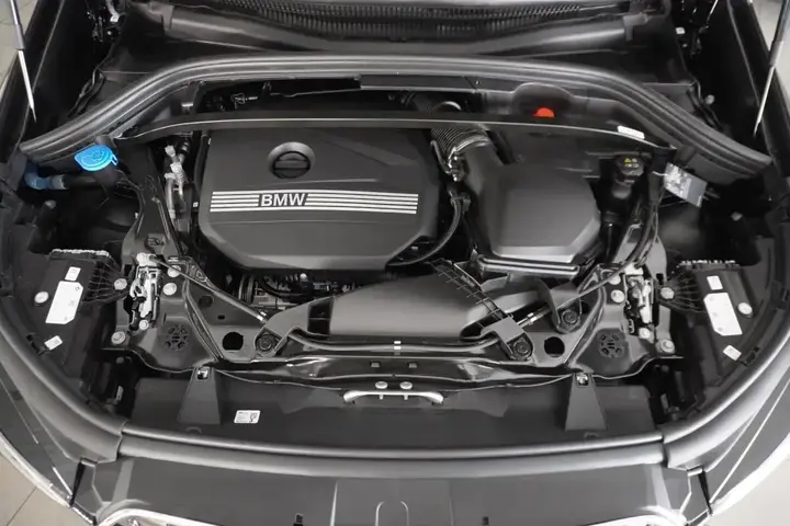 BMW X1 2026 photo 2