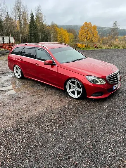 Mercedes-Benz E 220 2014 photo 4
