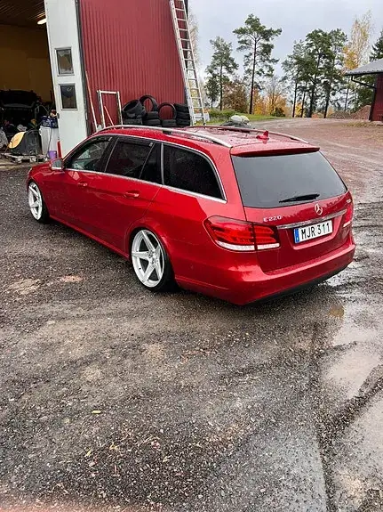 Mercedes-Benz E 220 2014 photo 2