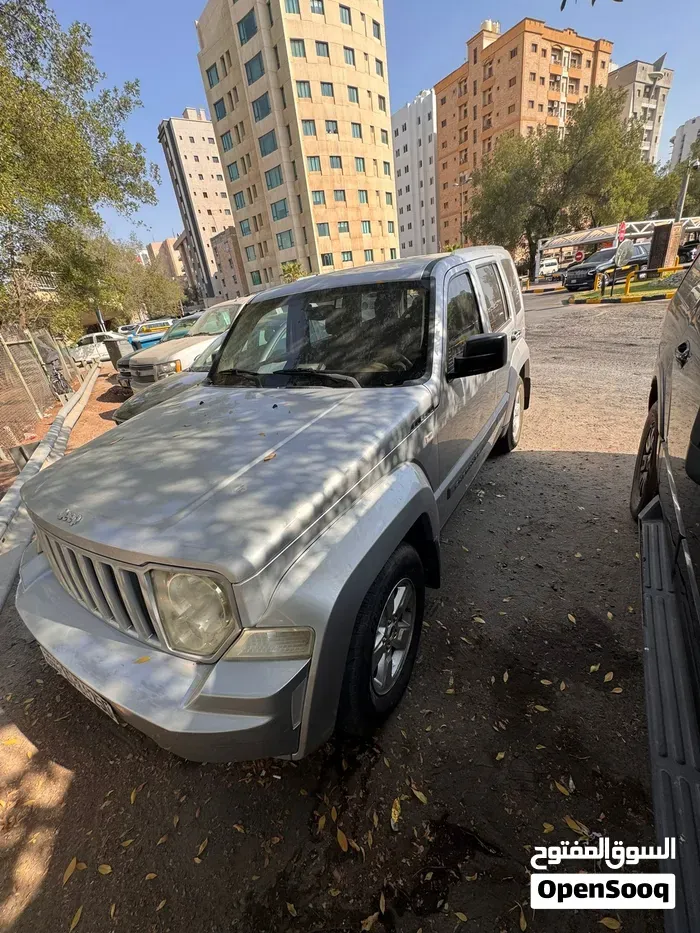 Jeep Liberty 2011 photo 3