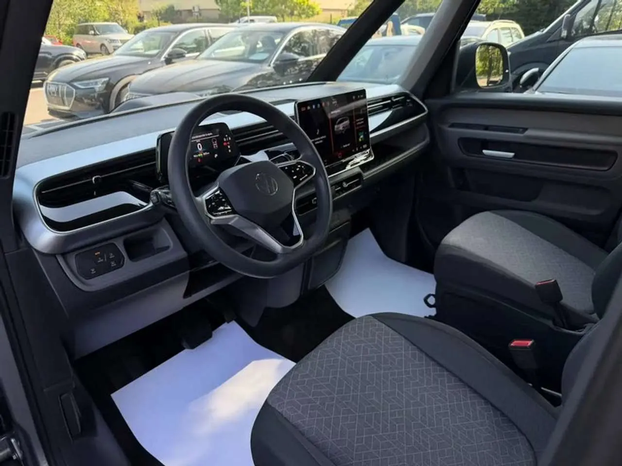 Volkswagen Id. Buzz 2025 photo 4