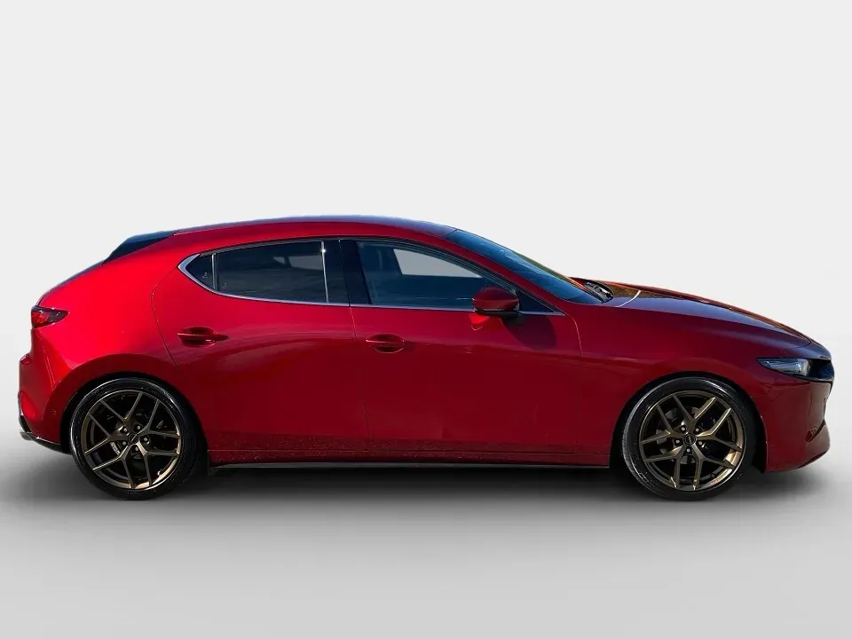 Mazda Mazda3 2019 photo 3
