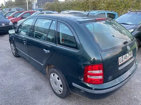 Skoda Fabia 2002 photo 3