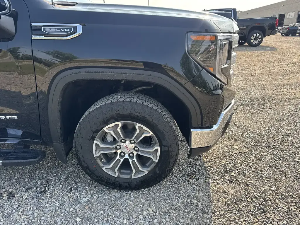 GMC Sierra 1500 2026 photo 3