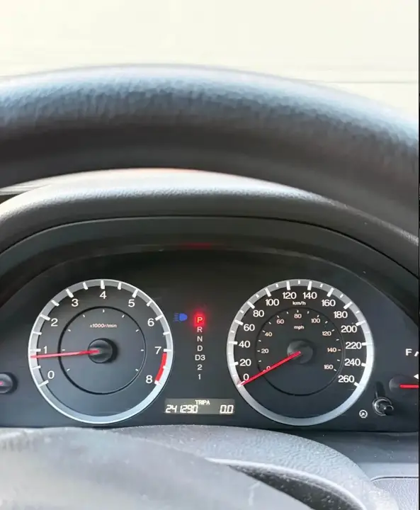 Honda Accord 2010 photo 5
