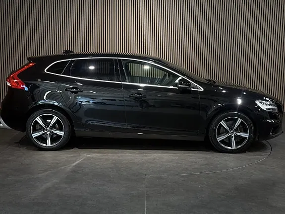 Volvo V40 2018 photo 3